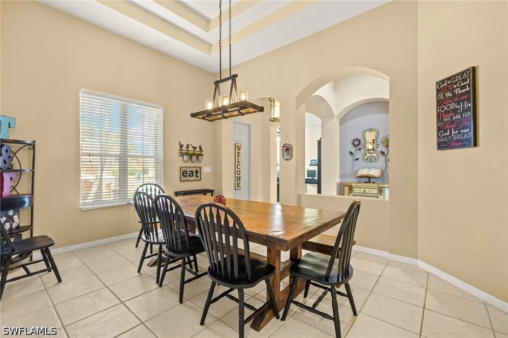 Grove Drive Naples, FL 34120