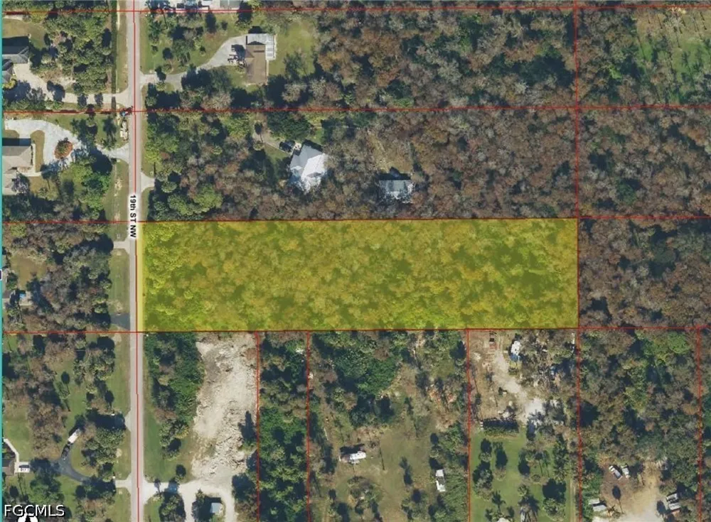 19th Street NW Naples, FL 34120