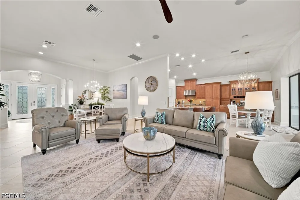 Savona Court Naples, FL 34119