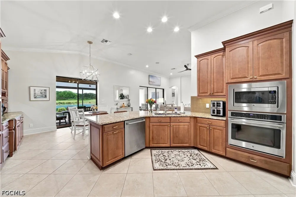 Savona Court Naples, FL 34119