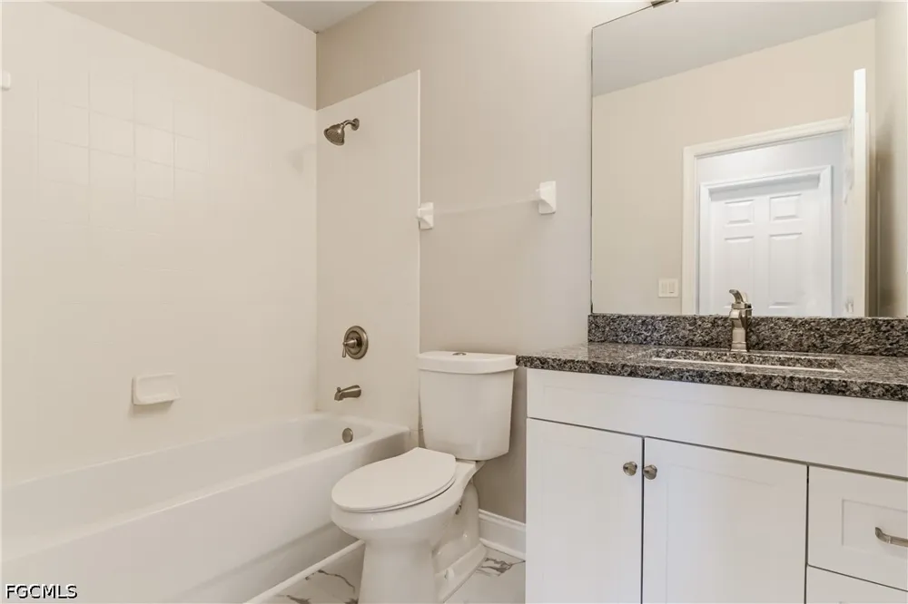 39th Street SW Lehigh Acres, FL 33976