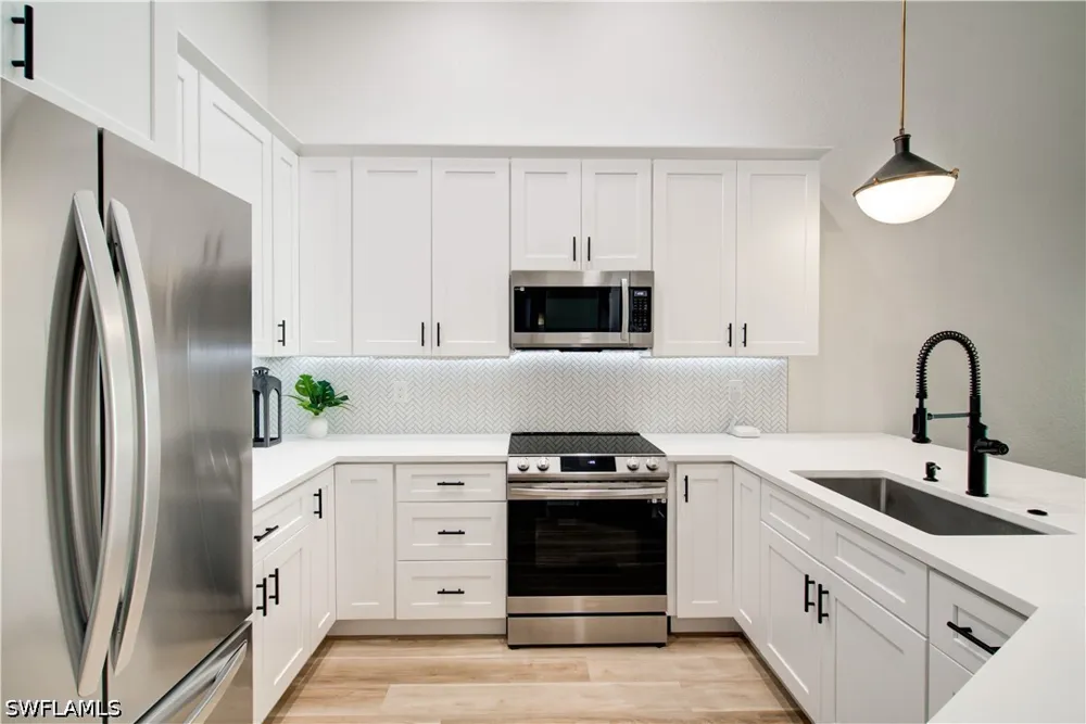 Pebble Creek Circle #302 Naples, FL 34108