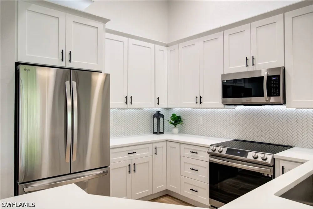 Pebble Creek Circle #302 Naples, FL 34108