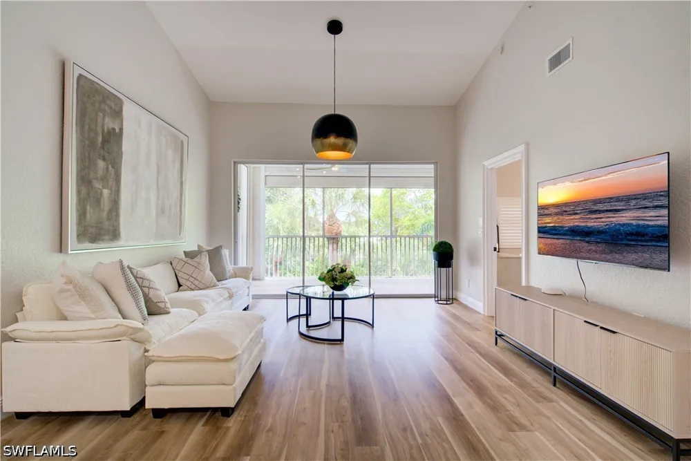 Pebble Creek Circle #302 Naples, FL 34108