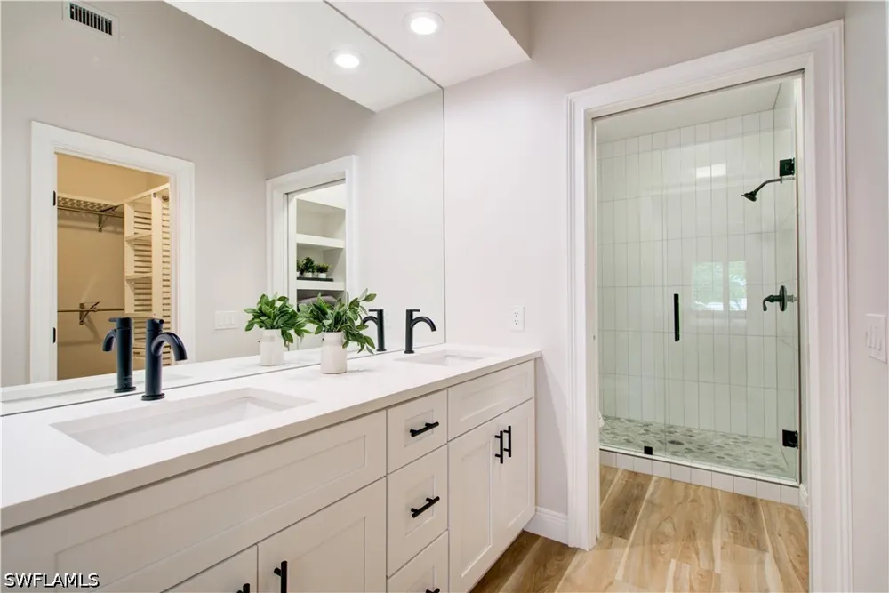Pebble Creek Circle #302 Naples, FL 34108