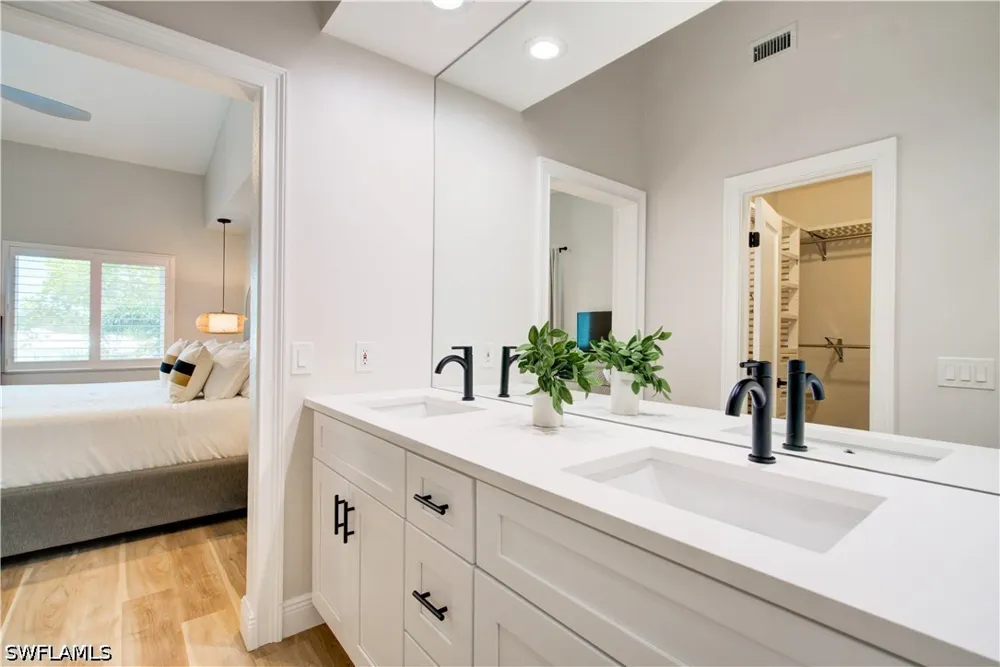 Pebble Creek Circle #302 Naples, FL 34108