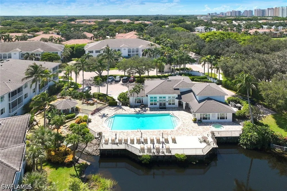 Bentwater Circle #101 Naples, FL 34108