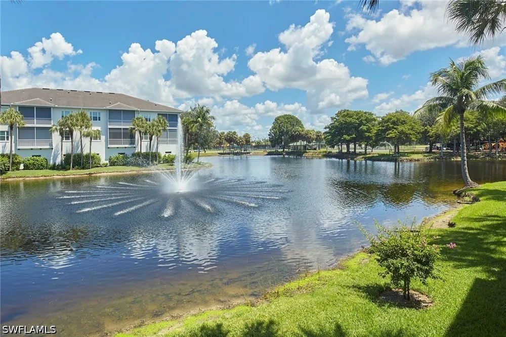 Bentwater Circle #101 Naples, FL 34108