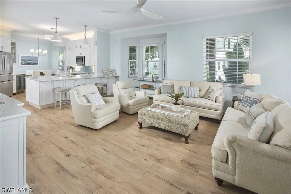 Bentwater Circle #101 Naples, FL 34108