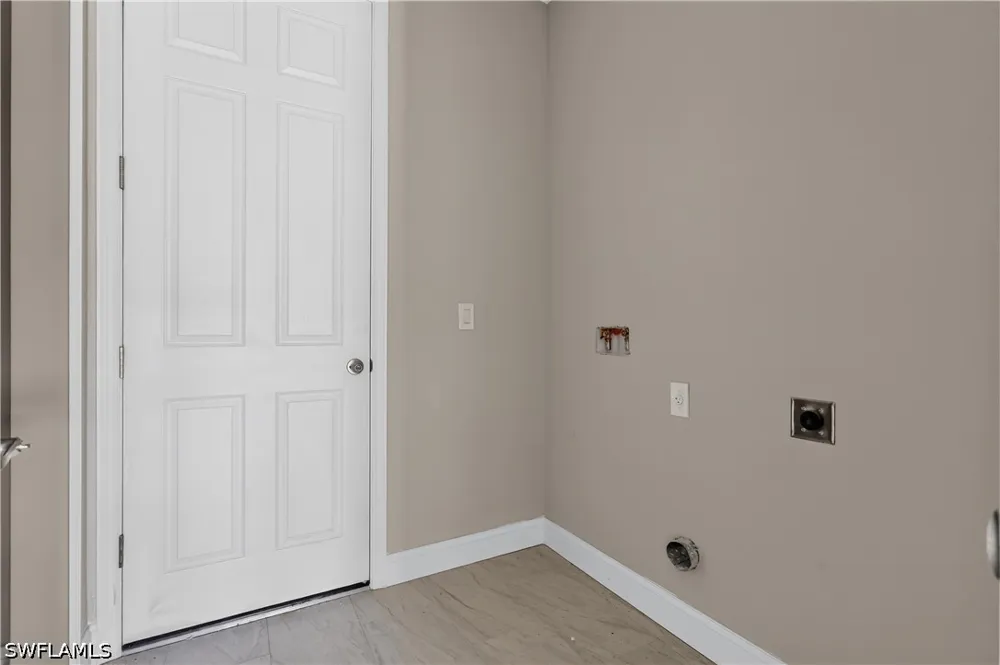 2nd Street Fort Myers, FL 33916