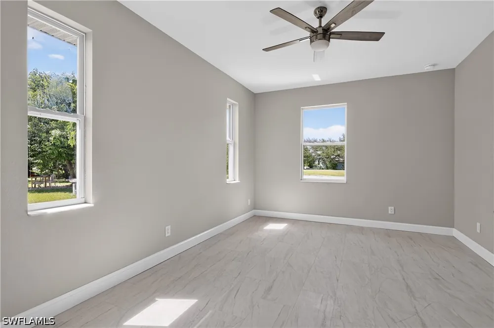 2nd Street Fort Myers, FL 33916