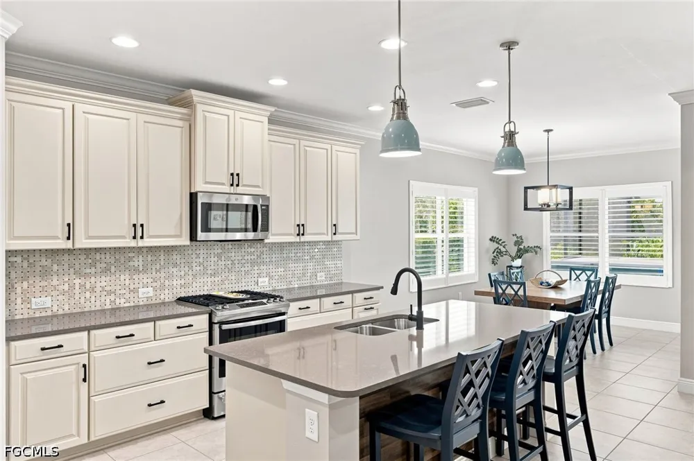 Spanish Harbour Court Fort Myers, FL 33908
