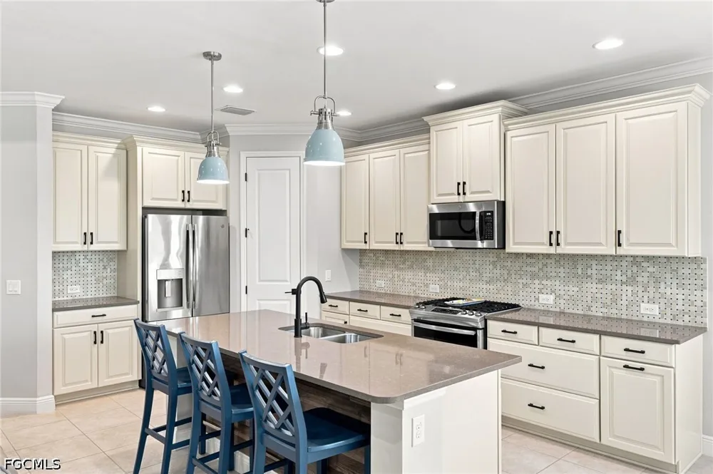 Spanish Harbour Court Fort Myers, FL 33908