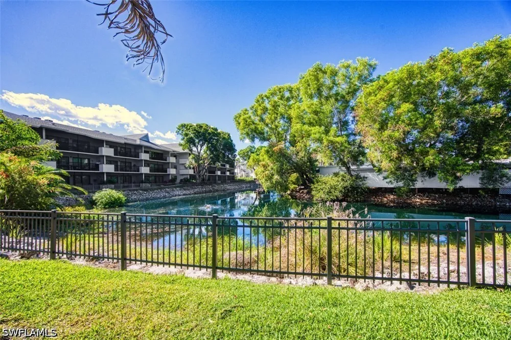 Neapolitan Way #153 Naples, FL 34103