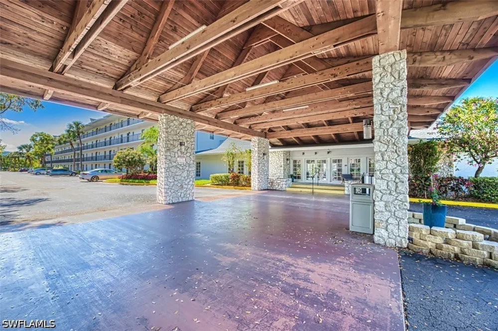 Neapolitan Way #153 Naples, FL 34103