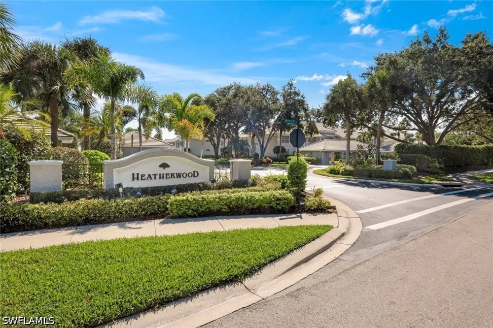 Chesterbrook Court #203 Naples, FL 34109