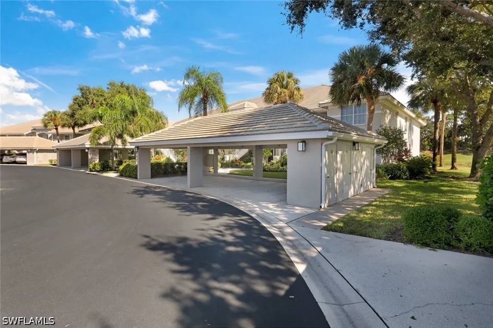 Chesterbrook Court #203 Naples, FL 34109