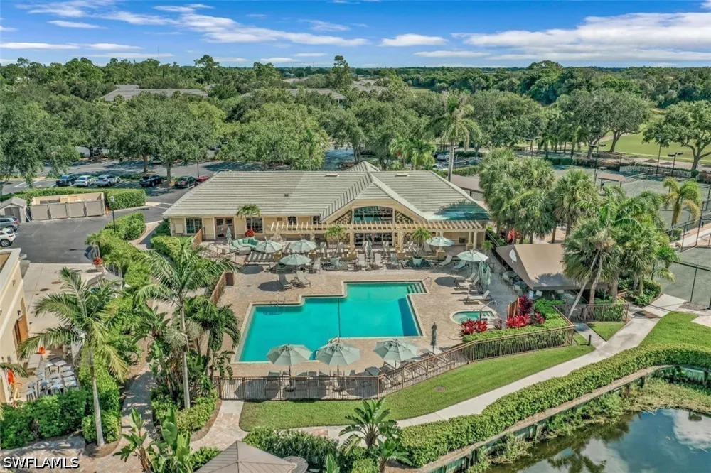 Chesterbrook Court #203 Naples, FL 34109