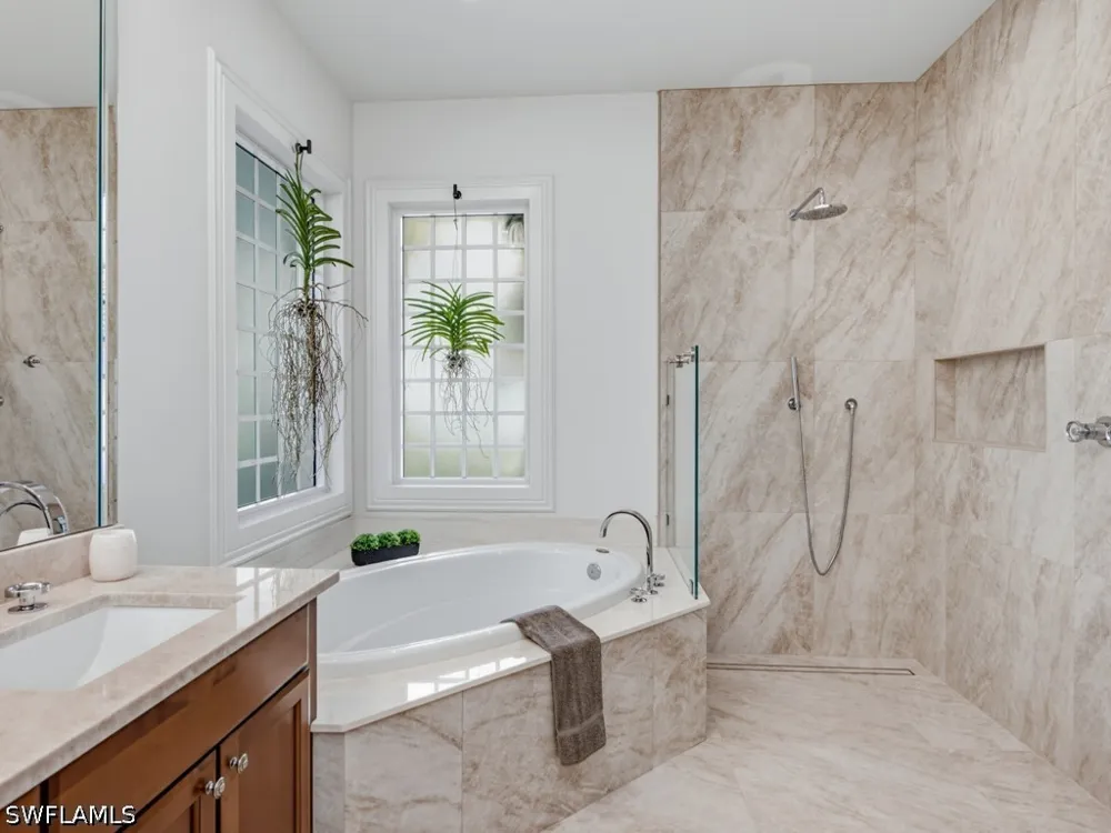 Address Not Shown Naples, FL 34114