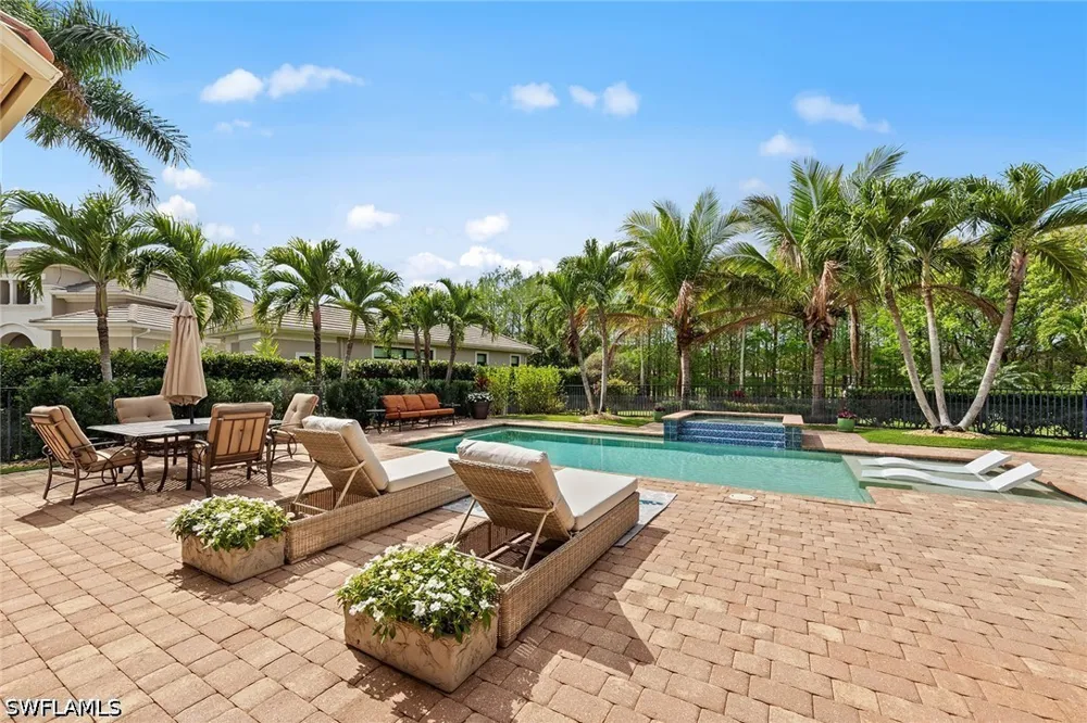 Tamworth Court Naples, FL 34119