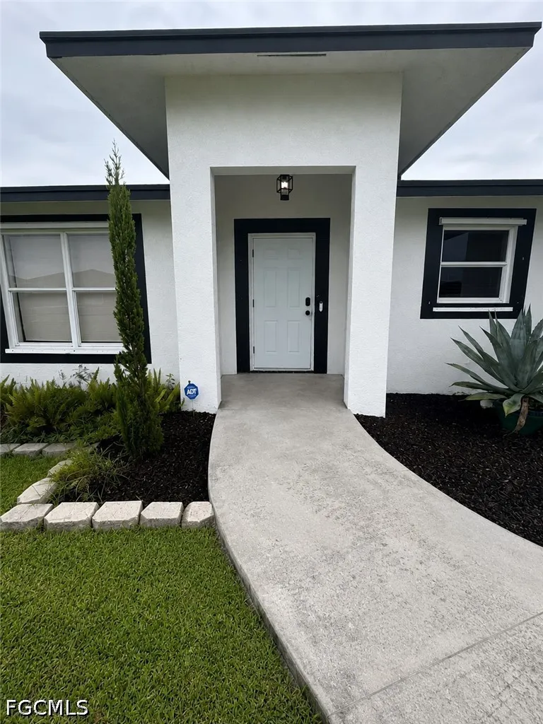 Dabou Loop Belle Glade, FL 33430