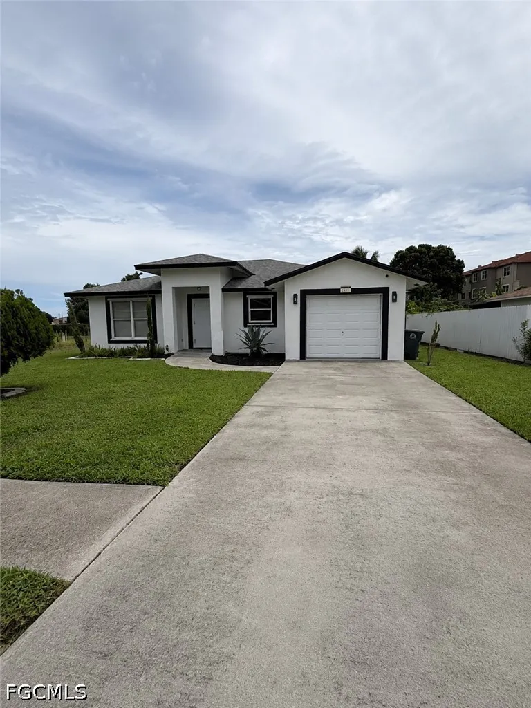 Dabou Loop Belle Glade, FL 33430