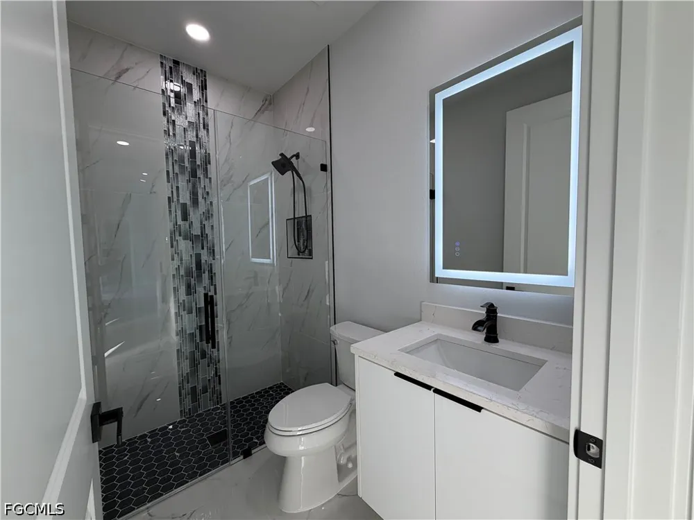 NE 6th Street Cape Coral, FL 33909