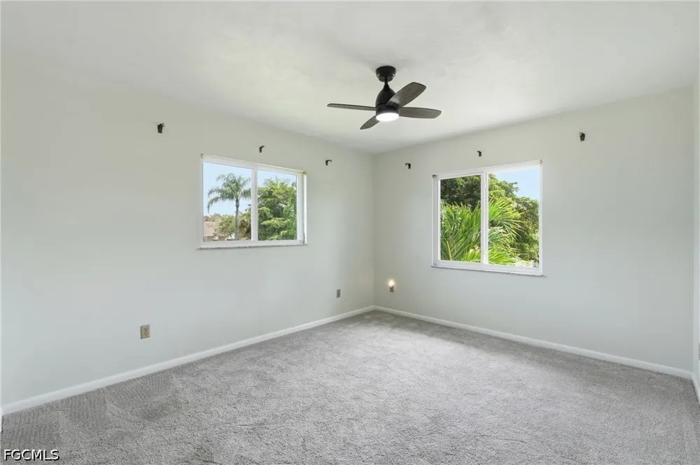 Light Blue Circle Fort Myers, FL 33908