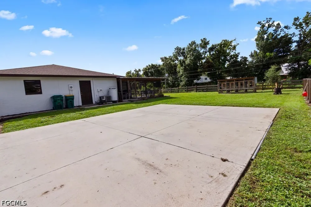 Elm Road Punta Gorda, FL 33982