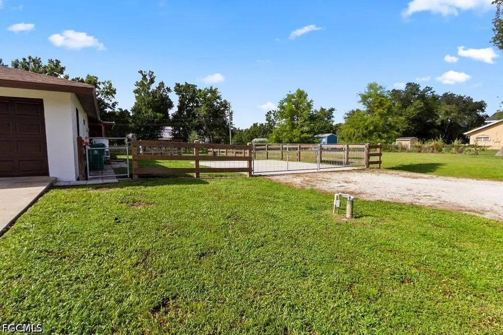 Elm Road Punta Gorda, FL 33982