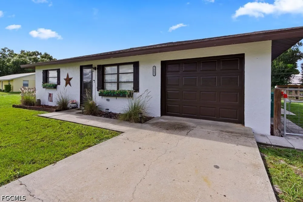 Elm Road Punta Gorda, FL 33982