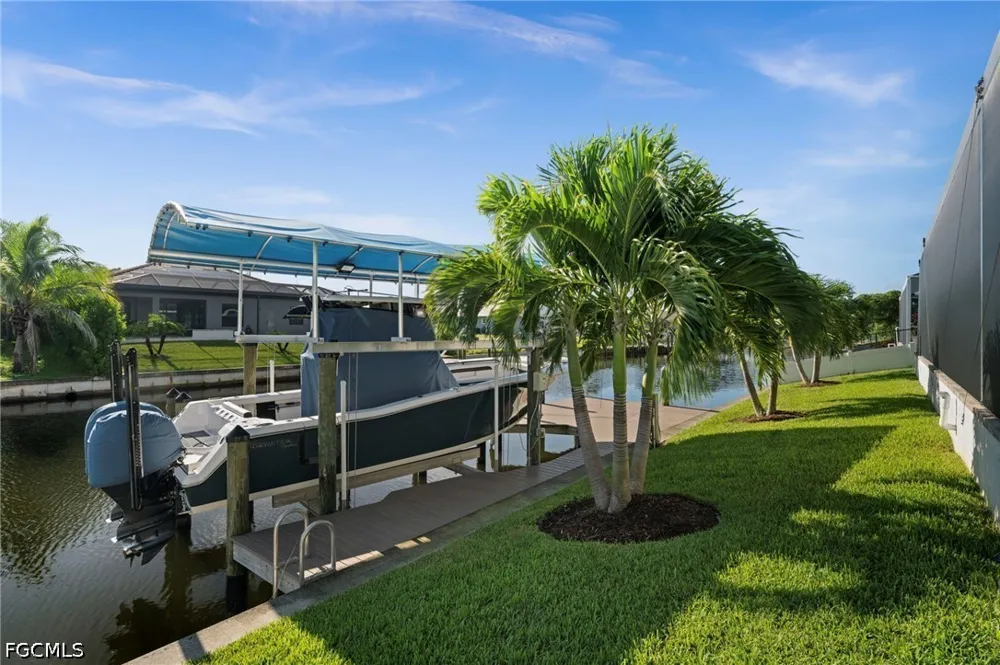 SW 25th Avenue Cape Coral, FL 33914