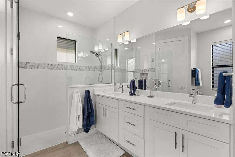 SW 25th Avenue Cape Coral, FL 33914