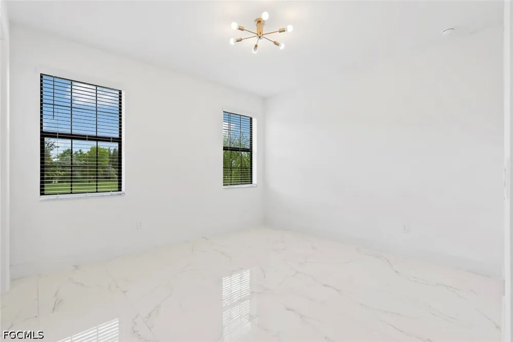 Meadowrun Circle Fort Myers, FL 33913