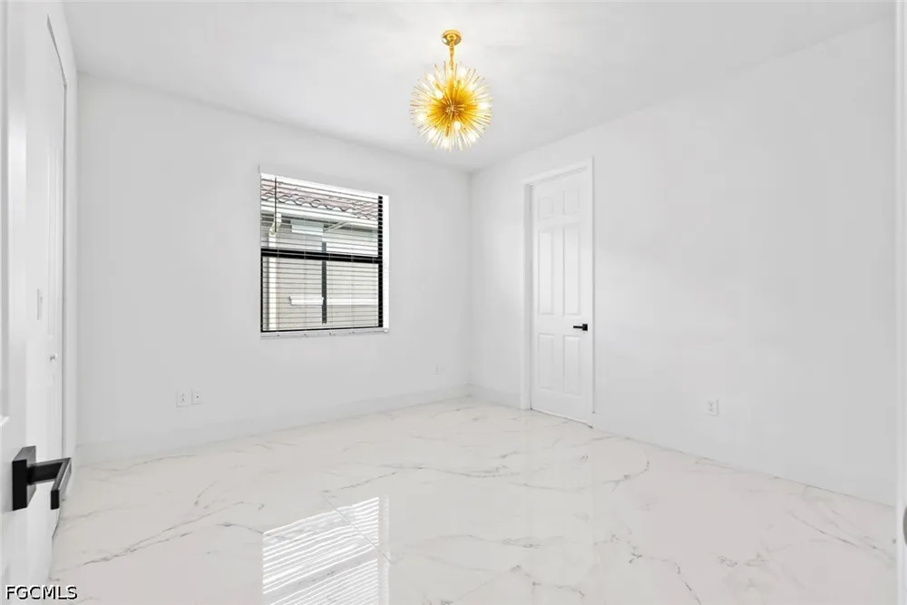Meadowrun Circle Fort Myers, FL 33913