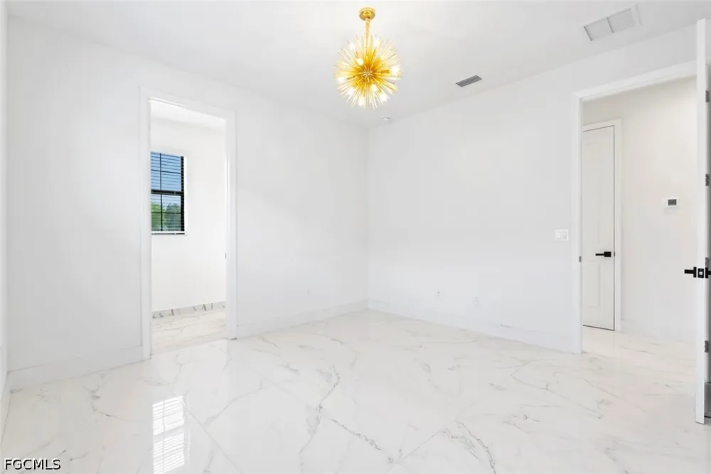 Meadowrun Circle Fort Myers, FL 33913