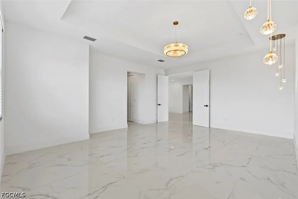 Meadowrun Circle Fort Myers, FL 33913