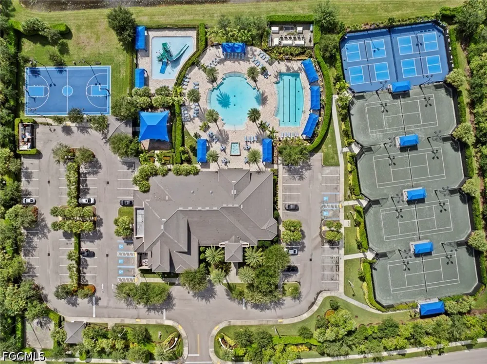 Meadowrun Circle Fort Myers, FL 33913