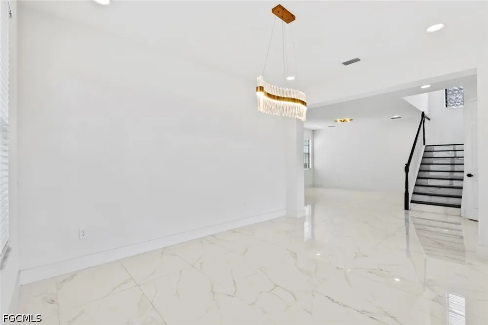Meadowrun Circle Fort Myers, FL 33913