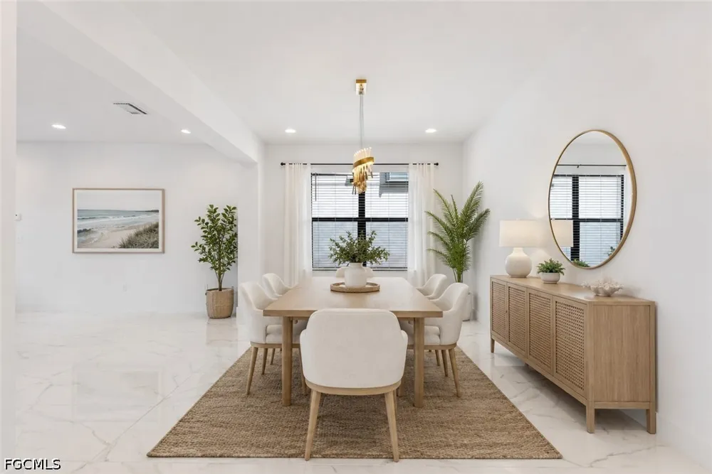Meadowrun Circle Fort Myers, FL 33913