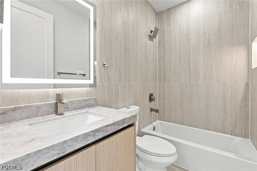 NE 15th Street Cape Coral, FL 33909