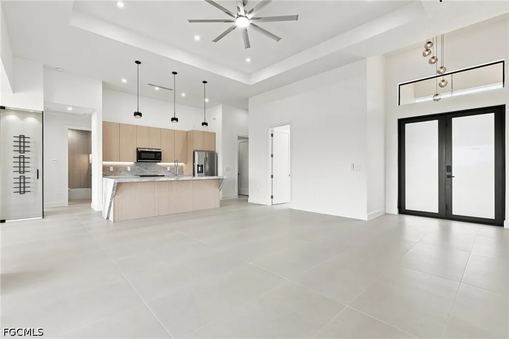 NE 15th Street Cape Coral, FL 33909