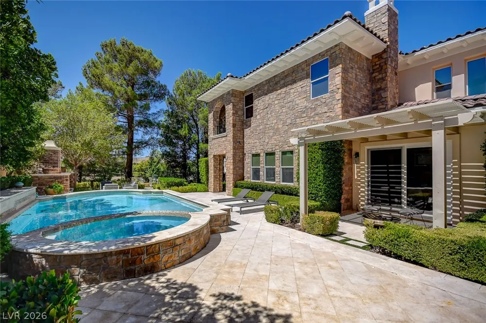 11827 Oakland Hills Drive Las Vegas, NV 89141