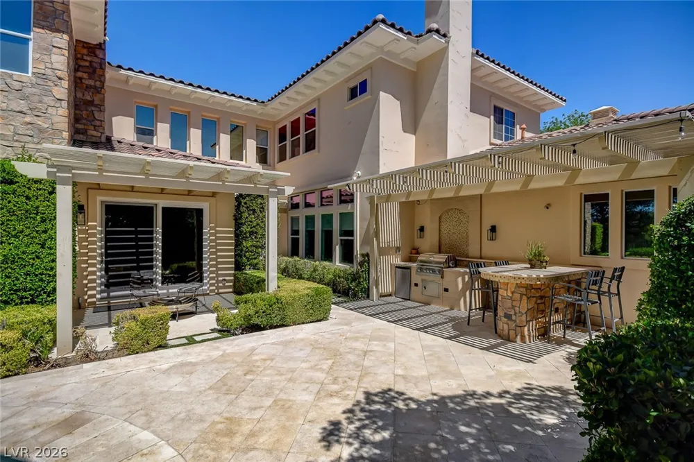 11827 Oakland Hills Drive Las Vegas, NV 89141