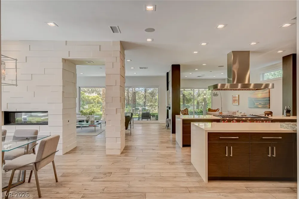 11827 Oakland Hills Drive Las Vegas, NV 89141