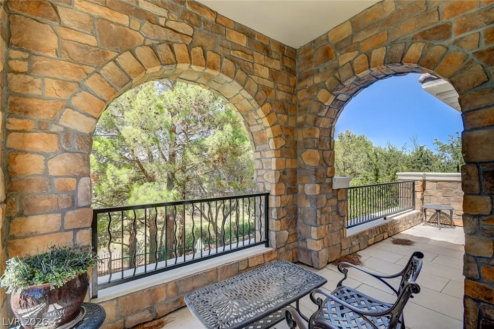 11827 Oakland Hills Drive Las Vegas, NV 89141