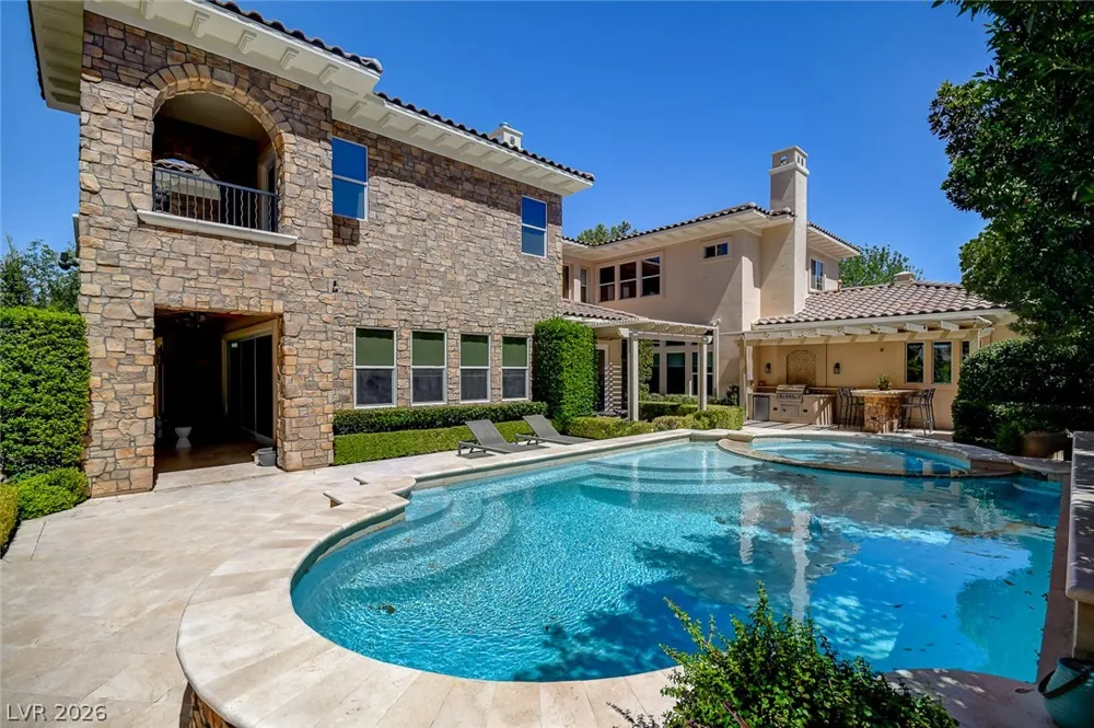 11827 Oakland Hills Drive Las Vegas, NV 89141