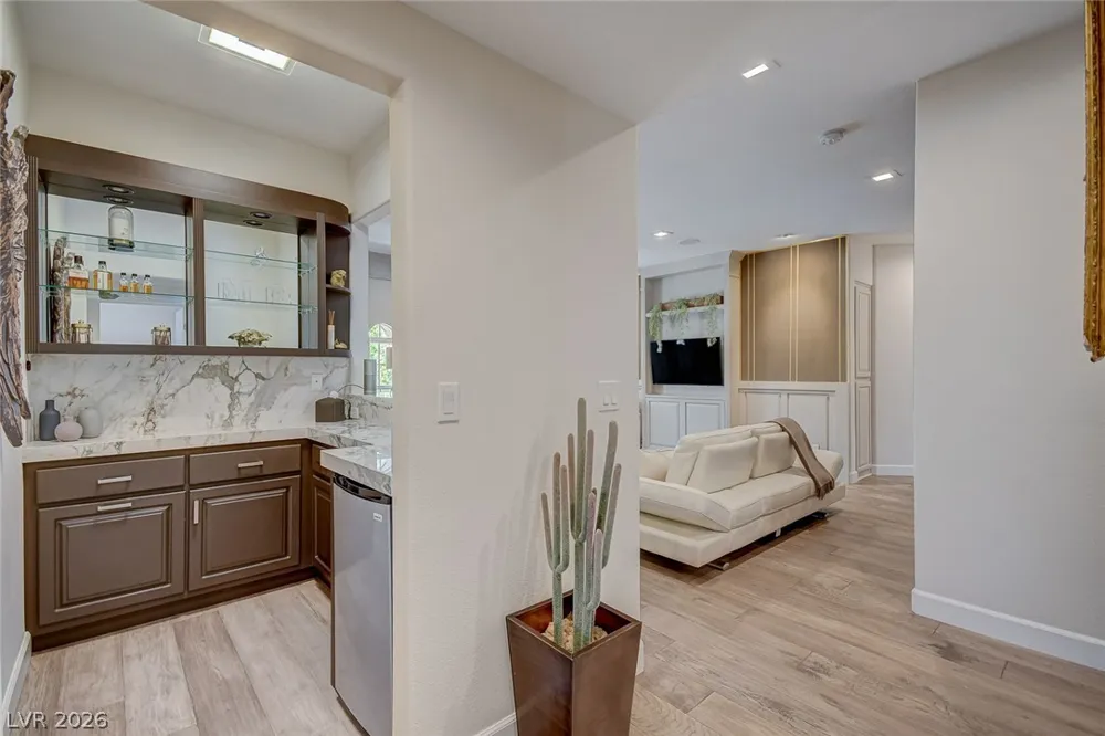11827 Oakland Hills Drive Las Vegas, NV 89141