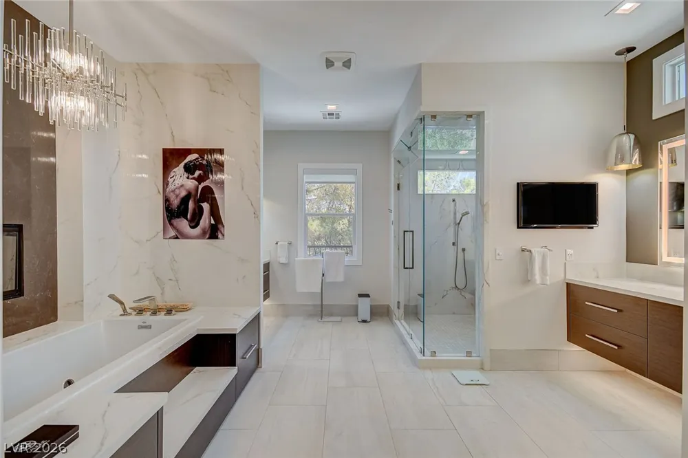 11827 Oakland Hills Drive Las Vegas, NV 89141