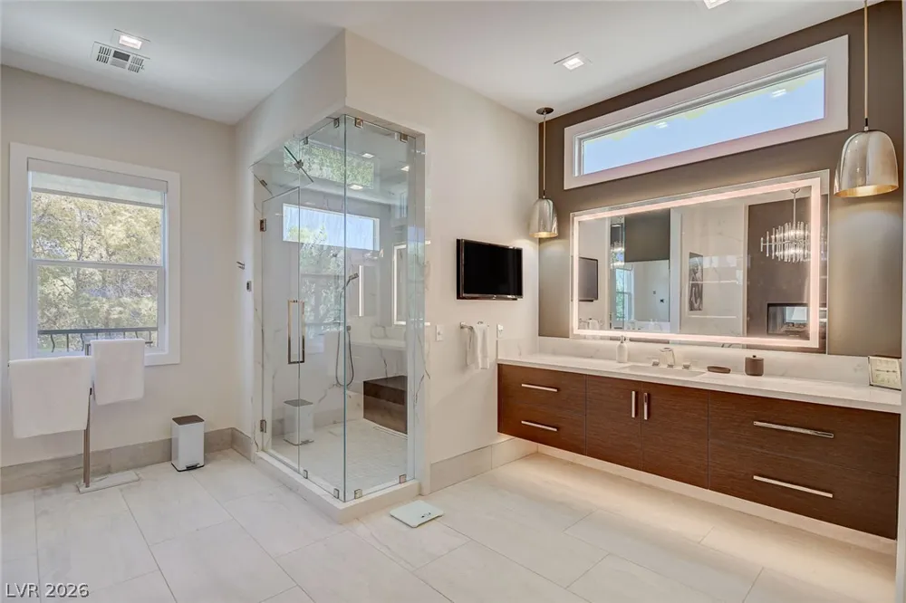 11827 Oakland Hills Drive Las Vegas, NV 89141